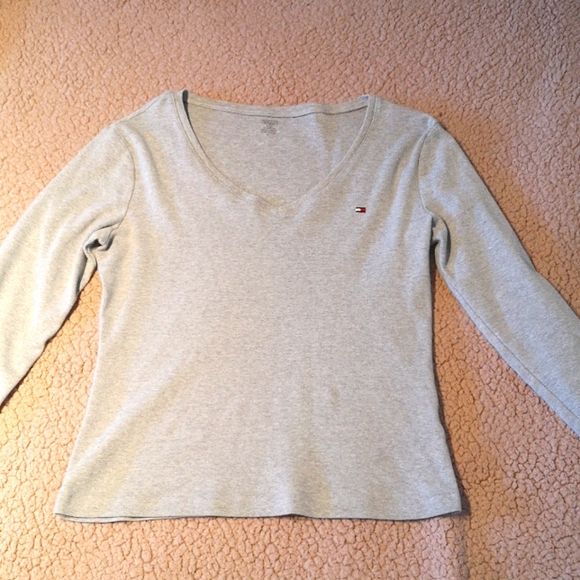 Long sleeve Tommy Hilfiger V-neck - Picture 2 of 2
